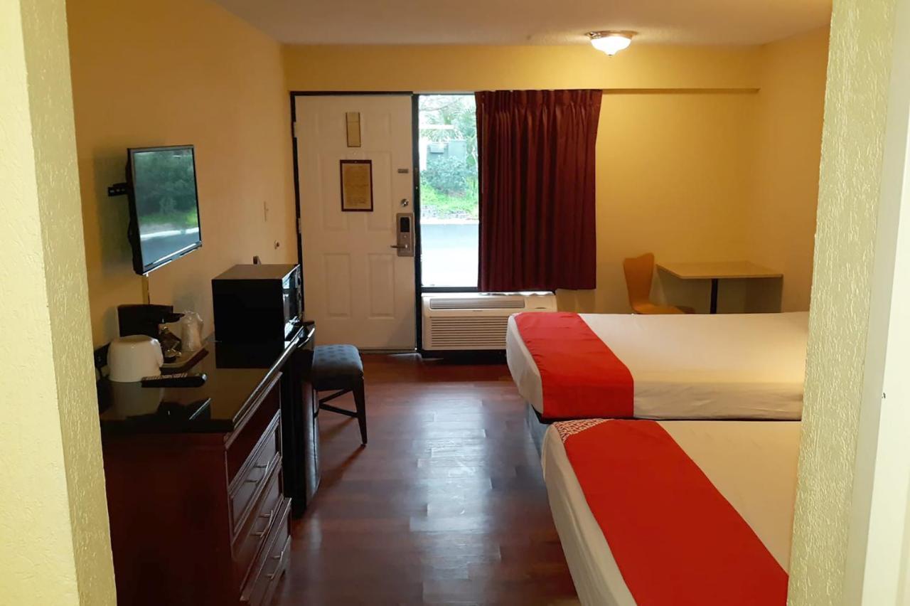 Super Value Inn Valdosta Exteriör bild